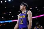 比肩传奇！里夫斯单场砍至少51分11板9助 NBA历史第七人