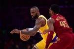 Windhorst：我认为下赛季詹姆斯要么继续留在湖人 要么回到骑士
